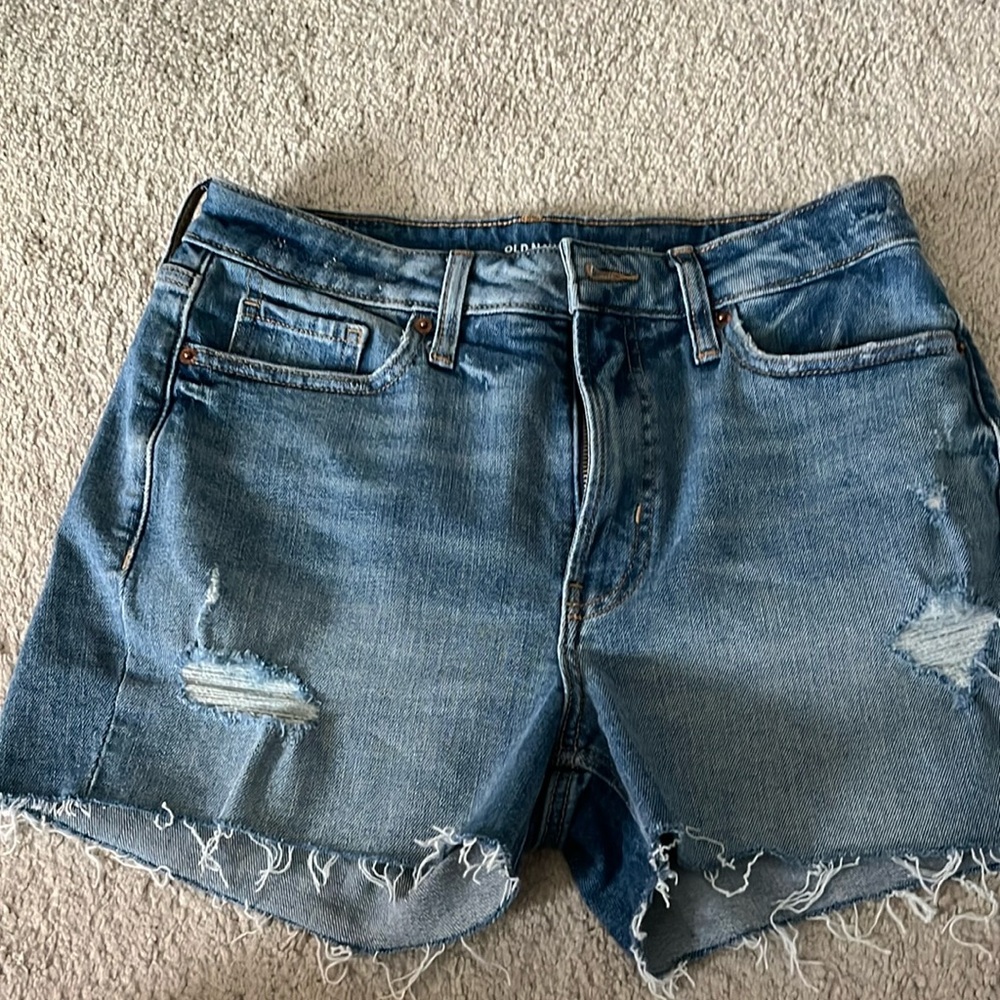 Women’s shorts 3” inseam old navy size 8